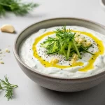 Easy Vegan Tzatziki Sauce with Dill: Fresh & Flavorful