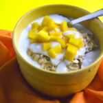 Tropical Twist: Overnight Oats with Coconut Milk & Mango