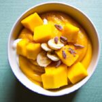 Tropical Bliss: How to Make a Mango & Banana Smoothie Bowl