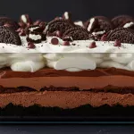 Decadent No-Bake Chocolate Lasagna with Oreo Crust Delight