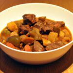 Hearty Slow Cooker Beef Stew: A Comfort Food Classic