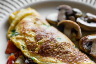 Fluffy Mushroom & Cheese Omelette: A Savory Morning Delight