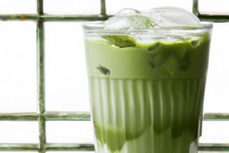 Chill Out with Iced Matcha Latte: A Refreshing Green Brew