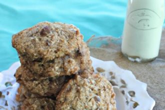 Wholesome Vegan Oatmeal Cookies: Healthy Morning Bites