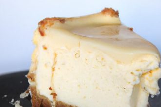 Creamy No-Bake Cheesecake: Easy, Delicious Dessert Delight